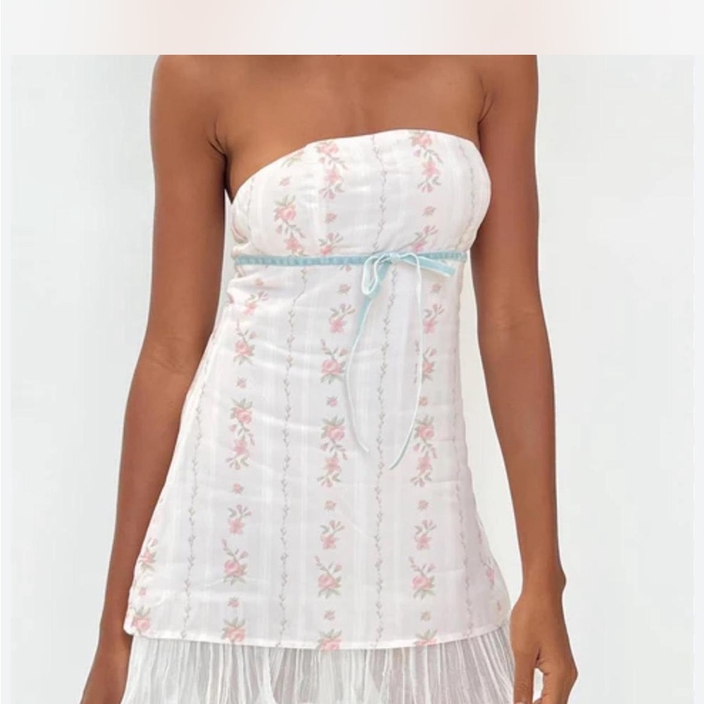 Princess Polly Strapless White Floral Dress
